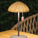 Lampy stołowe z możliwością ładowania